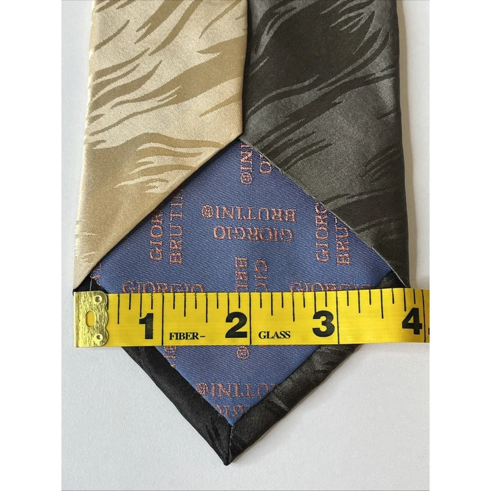 Giorgio Brutini 100% Silk Neck‎ Tie Initials Gold 4
